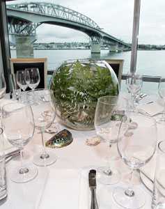 Fern Bubble Vase - Corporate Function - The Wharf